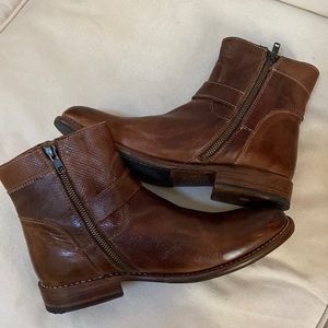 Women’s Tan Leather Boot, zippers on both sides, size 10, worn once.